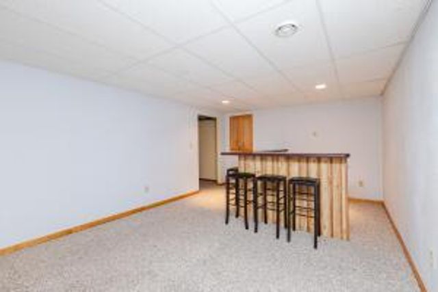 8422 Virginia CIRCLE, Waterford, WI 53185