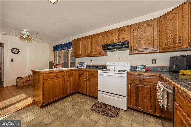 8 BEDROCK CIR, Keedysville, MD 21756