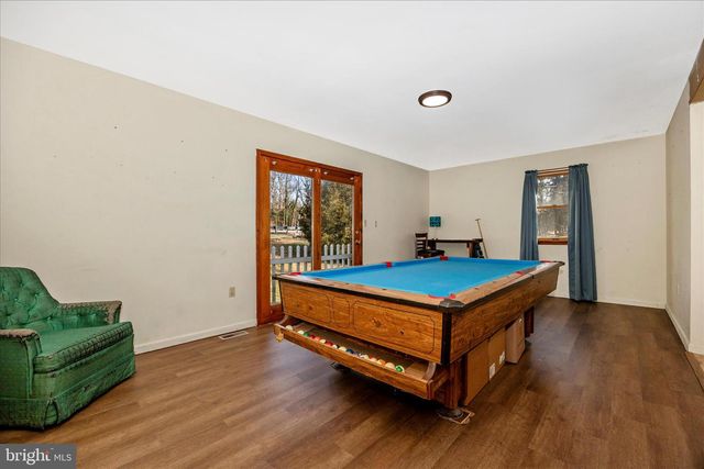 8 BEDROCK CIR, Keedysville, MD 21756