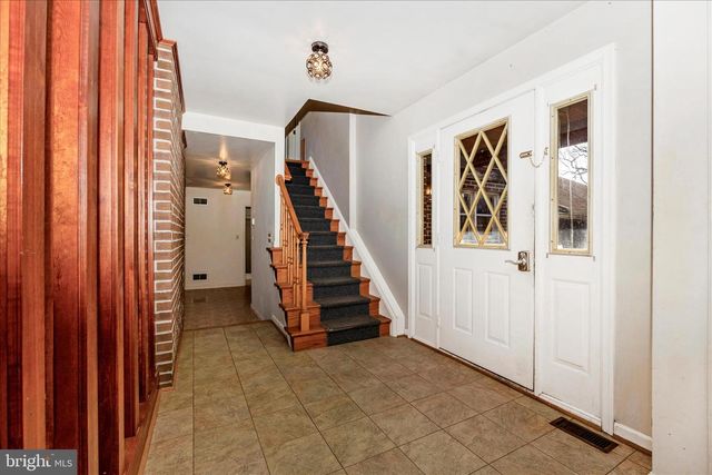 8 BEDROCK CIR, Keedysville, MD 21756