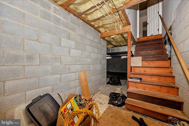 8 BEDROCK CIR, Keedysville, MD 21756