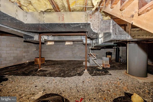 8 BEDROCK CIR, Keedysville, MD 21756