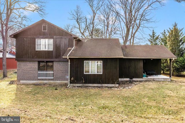 8 BEDROCK CIR, Keedysville, MD 21756