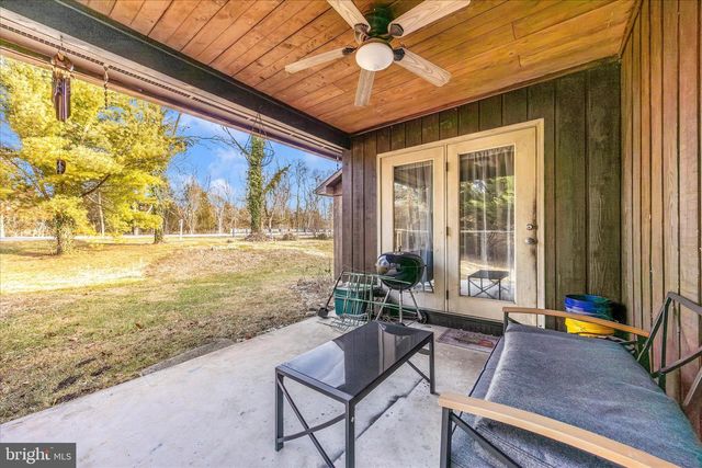 8 BEDROCK CIR, Keedysville, MD 21756