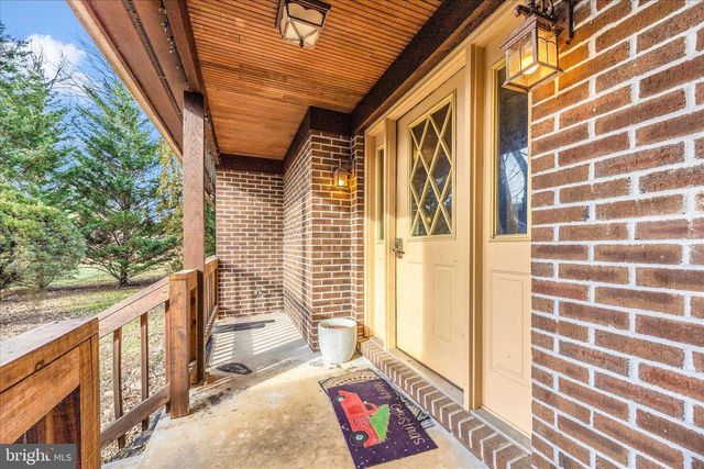 8 BEDROCK CIR, Keedysville, MD 21756