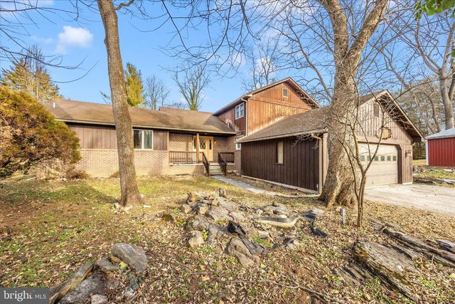 8 BEDROCK CIR, Keedysville, MD 21756