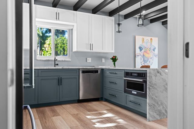 2224 NW 6th Ter, Wilton Manors, FL 33311