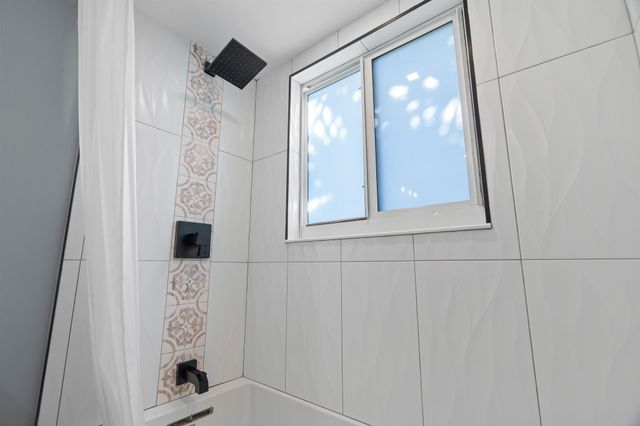 2224 NW 6th Ter, Wilton Manors, FL 33311