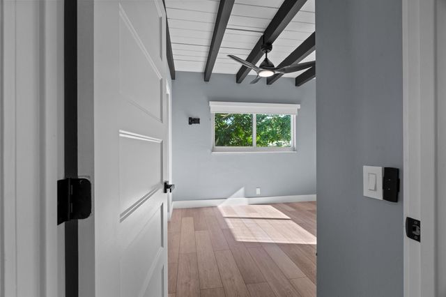 2224 NW 6th Ter, Wilton Manors, FL 33311