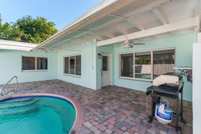 2224 NW 6th Ter, Wilton Manors, FL 33311