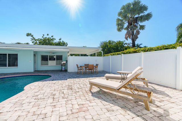 2224 NW 6th Ter, Wilton Manors, FL 33311