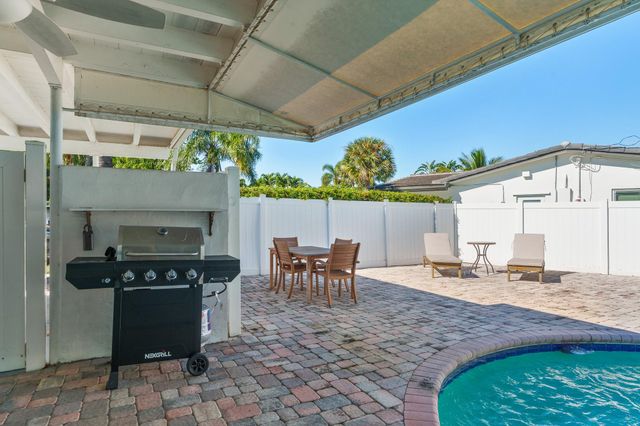 2224 NW 6th Ter, Wilton Manors, FL 33311