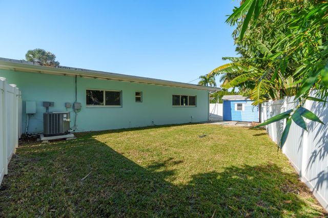 2224 NW 6th Ter, Wilton Manors, FL 33311