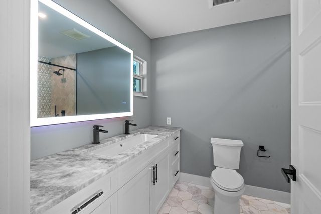 2224 NW 6th Ter, Wilton Manors, FL 33311