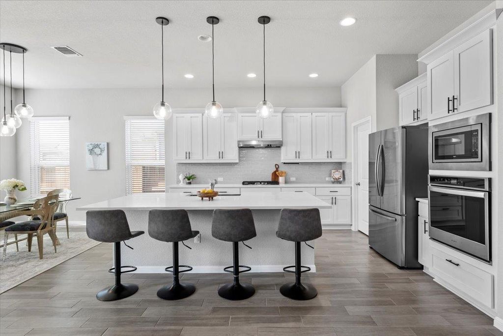 8209 Bestride BND, Austin, TX 78744