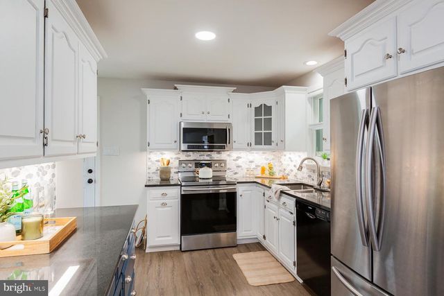 2848 KISSEL HILL ROAD, Lititz, PA 17543