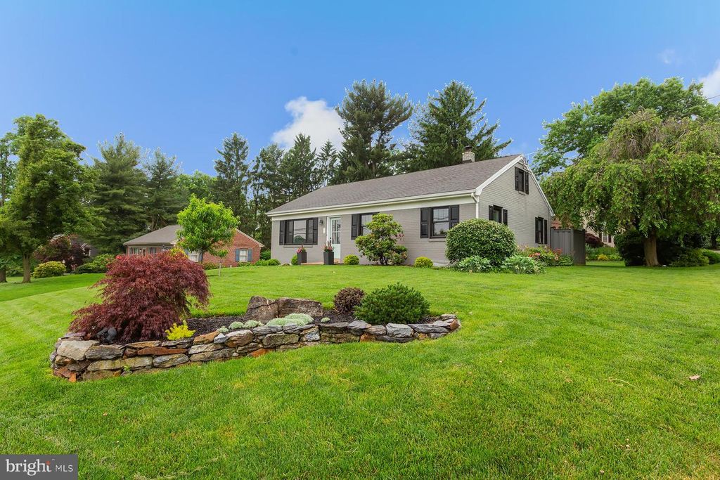 2848 KISSEL HILL ROAD, Lititz, PA 17543