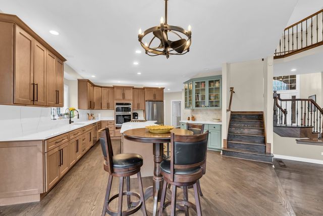 2706 Duncan Lane, Batavia, IL 60510