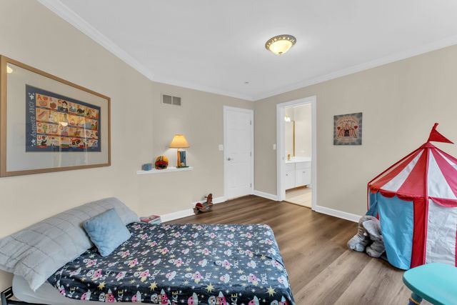 2706 Duncan Lane, Batavia, IL 60510