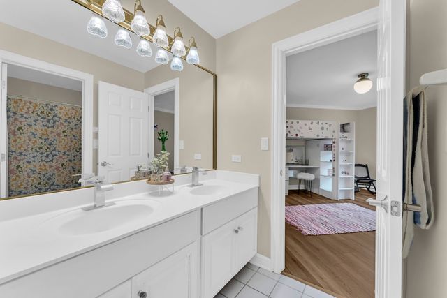 2706 Duncan Lane, Batavia, IL 60510