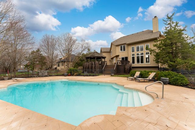 2706 Duncan Lane, Batavia, IL 60510