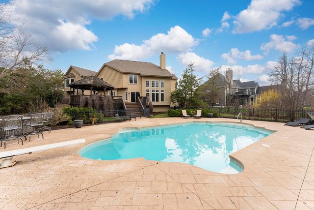 2706 Duncan Lane, Batavia, IL 60510