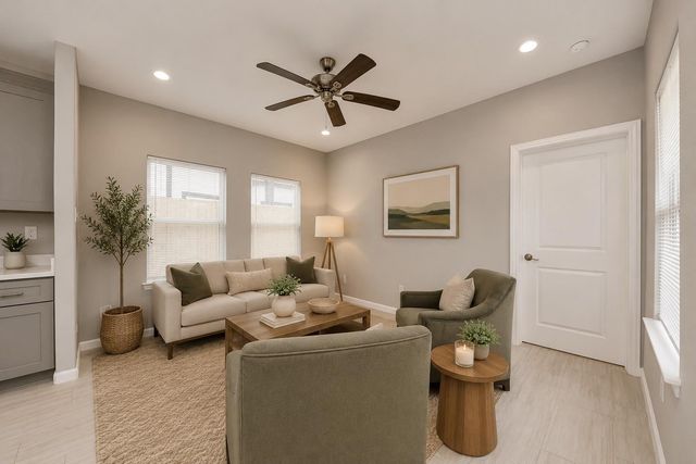4013 Elmwood Street, Houston, TX 77051