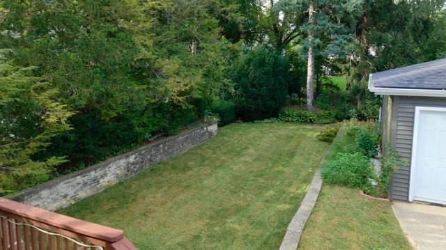 829 E Evergreen Street, Wheaton, IL 60187