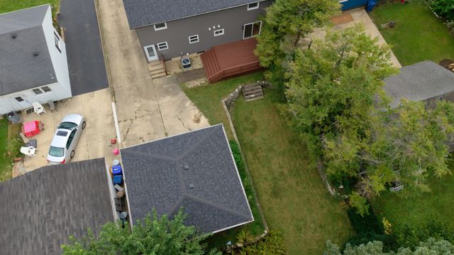 829 E Evergreen Street, Wheaton, IL 60187