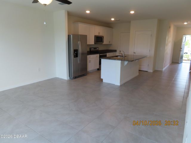 80 Bella Lago Circle, Port Orange, FL 32129