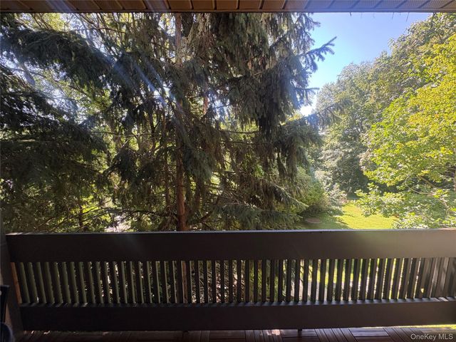 2 Fountain Lane 1L, Scarsdale, NY 10583