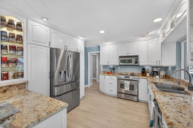 4952 MARLIN DRIVE, New Port Richey, FL 34652