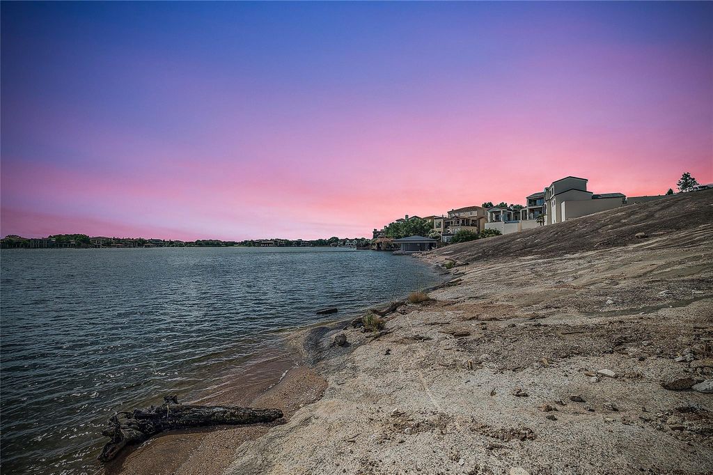 1401B Apache Tears, Horseshoe Bay, TX 78657