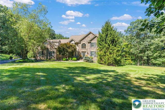 5615 Kernsville Road, North Whitehall Twp, PA 18069