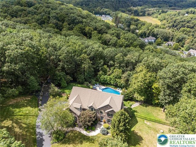 5615 Kernsville Road, North Whitehall Twp, PA 18069