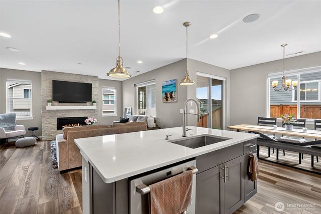 18847 SE 123rd Place, Renton, WA 98058