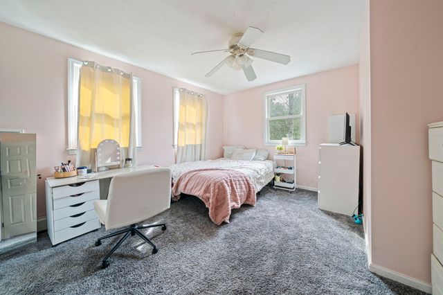 15 Rockland St, Hanover, MA 02339