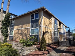 4027 S Warner Street, Tacoma, WA 98409