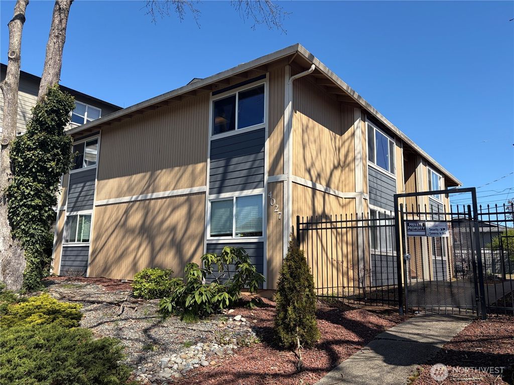 4027 S Warner Street, Tacoma, WA 98409