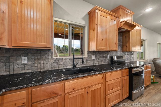 887 N Colcord Keithly, Colcord, OK 74338