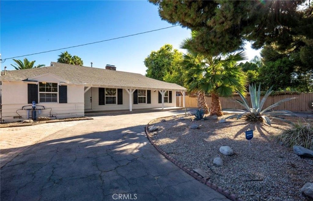 18942 Arminta Street, Reseda, CA 91335 — exterior