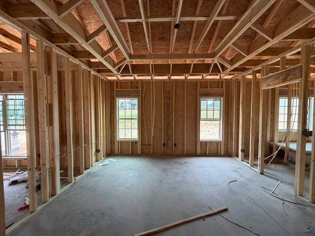 904 Nora Eloise Drive, Bonaire, GA 31005