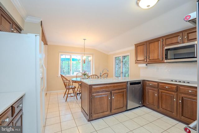 27 BENFORD DR, Princeton Junction, NJ 08550