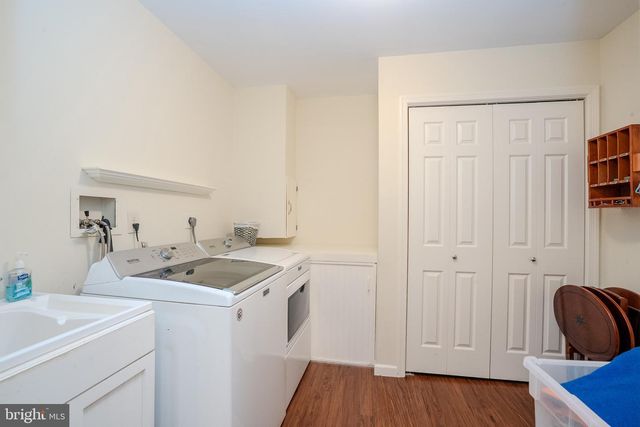 27 BENFORD DR, Princeton Junction, NJ 08550
