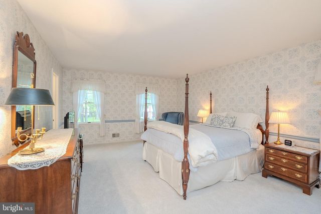 27 BENFORD DR, Princeton Junction, NJ 08550