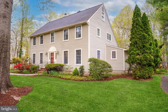 27 BENFORD DR, Princeton Junction, NJ 08550