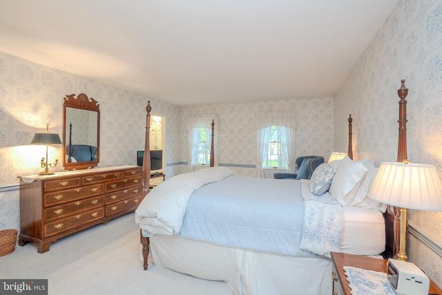 27 BENFORD DR, Princeton Junction, NJ 08550
