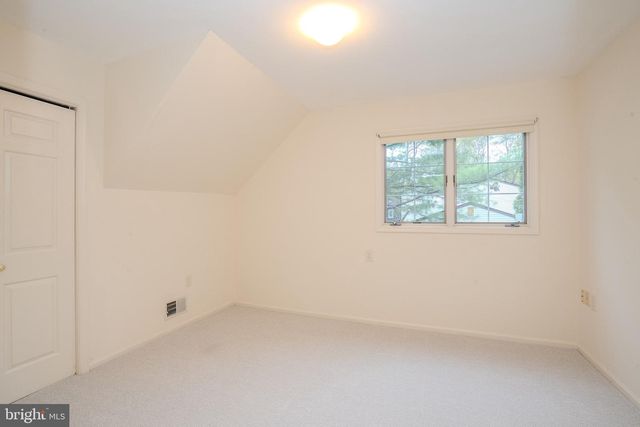 27 BENFORD DR, Princeton Junction, NJ 08550