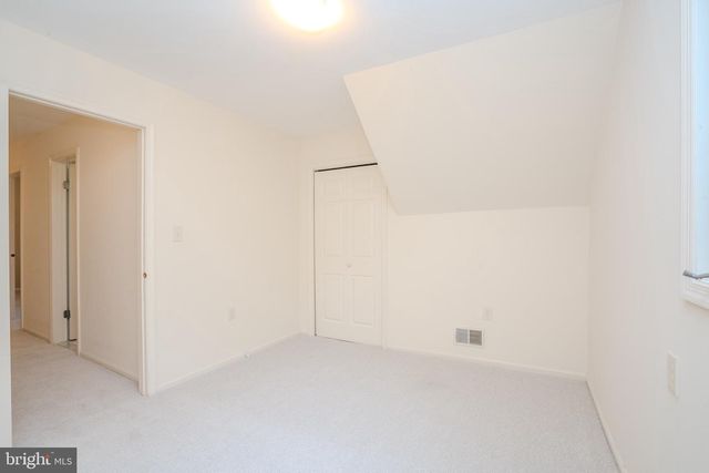 27 BENFORD DR, Princeton Junction, NJ 08550