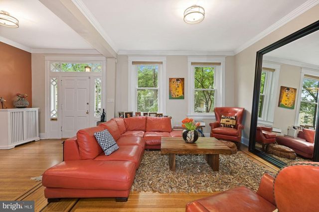 2231 HALL PL NW, Washington, DC 20007